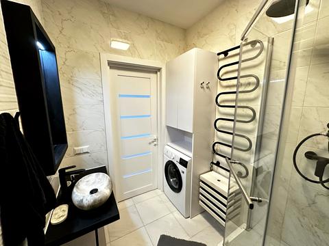 квартира за адресою Юнацька вул., 1