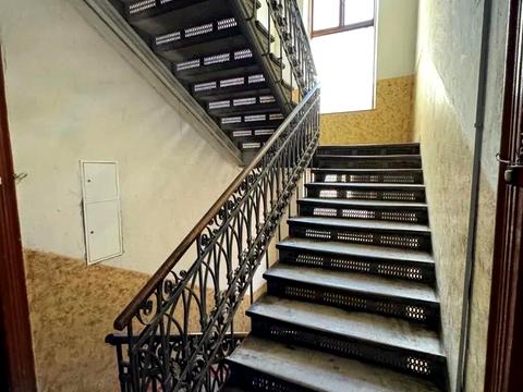 квартира за адресою Пантелеймона Куліша вул., 42