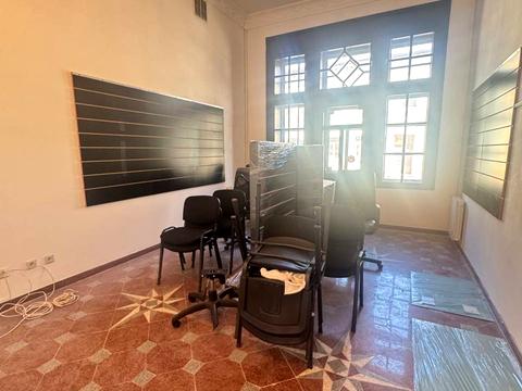 коммерческая по адресу Кирилловская ул. (Фрунзе), 1