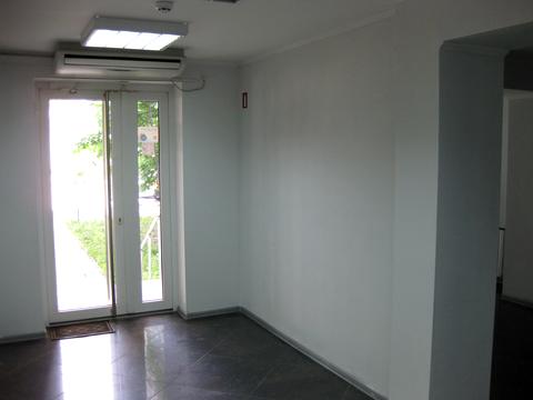 комерційна за адресою Слави бульв., 9