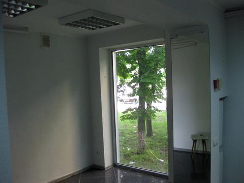 комерційна за адресою Слави бульв., 9