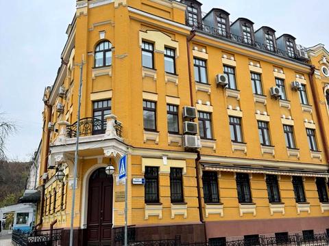 коммерческая по адресу Кирилловская ул. (Фрунзе), 1