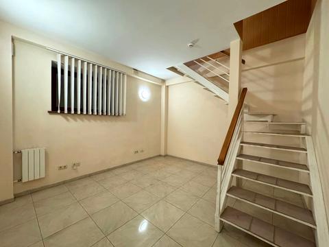 коммерческая по адресу Кирилловская ул. (Фрунзе), 1