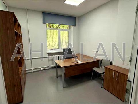 комерційна за адресою Бастіонна вул., 14