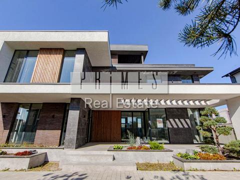 будинок за адресою Сергія Колоса вул. (Леніна), 8