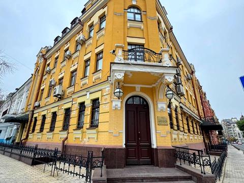 коммерческая по адресу Кирилловская ул. (Фрунзе), 1