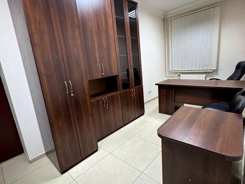 коммерческая по адресу Кирилловская ул. (Фрунзе), 1