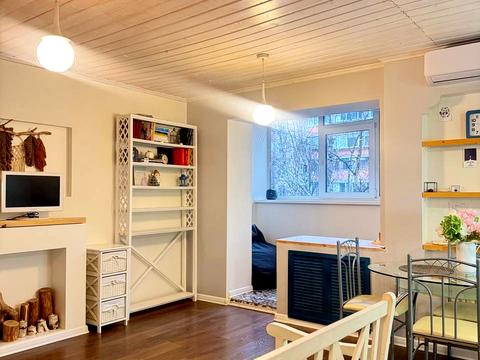 квартира за адресою Симиренка вул., 22