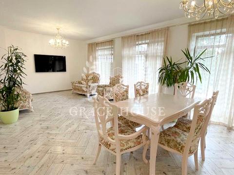 будинок за адресою центральна