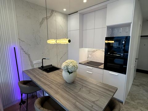 квартира по адресу Андрея Верхогляда ул. (Михайла Драгомирова), 11-Б