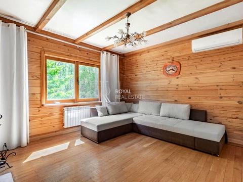 будинок за адресою Соснова вул.