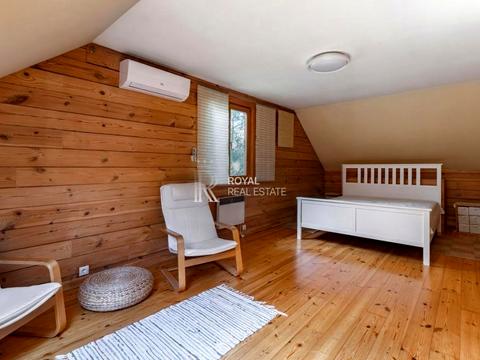 будинок за адресою Соснова вул.