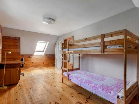 будинок за адресою Соснова вул.