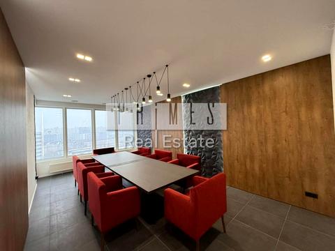 комерційна за адресою Кловський узвіз (Кловський), 7a