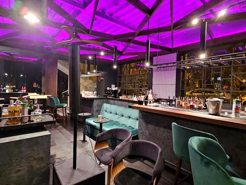 комерційна за адресою Хрещатик вул. (Kreschatic), 29/1