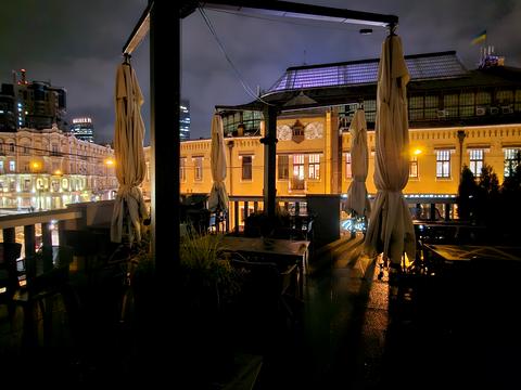 комерційна за адресою Хрещатик вул. (Kreschatic), 29/1