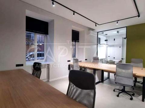 комерційна за адресою Гетьмана Павла Скоропадського вул. (Льва Толстого), 10/18