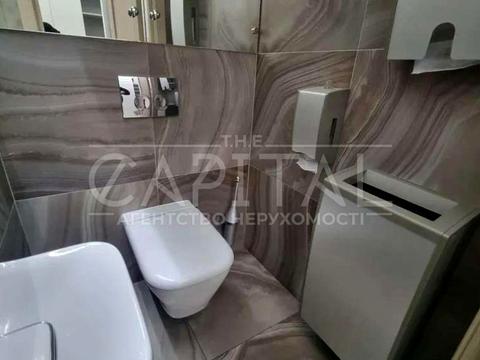 комерційна за адресою Гетьмана Павла Скоропадського вул. (Льва Толстого), 10/18