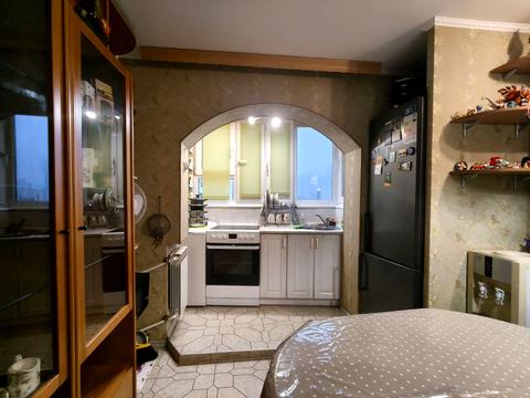 квартира за адресою Патріарха Мстислава Скрипника вул., 11