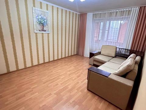 квартира за адресою Лариси Руденко вул., 7