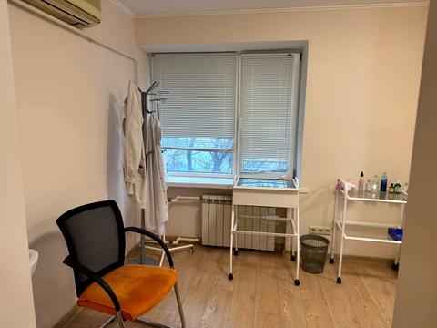 коммерческая по адресу Николая Голего ул. (Лебедєва-Кумача), 7-В