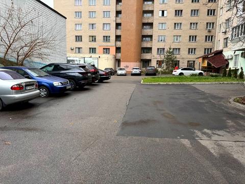 коммерческая по адресу Николая Голего ул. (Лебедєва-Кумача), 7-В