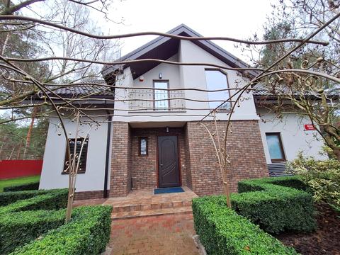 будинок за адресою Набережна вул.