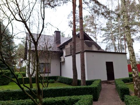 будинок за адресою Набережна вул.