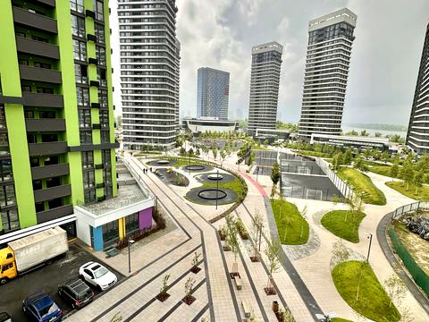 квартира за адресою Причальна вул., 8