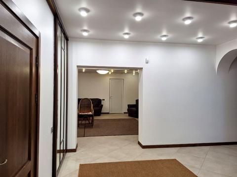 будинок за адресою Набережна вул.