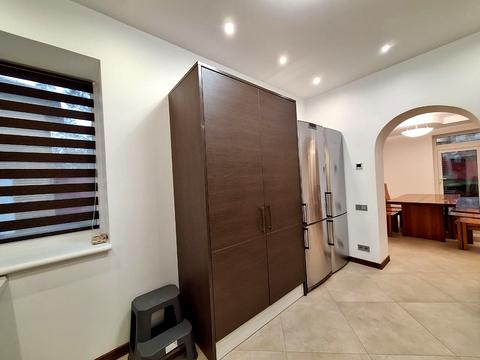 будинок за адресою Набережна вул.