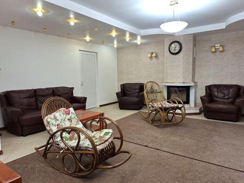 будинок за адресою Набережна вул.