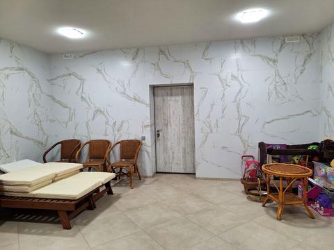 будинок за адресою Набережна вул.