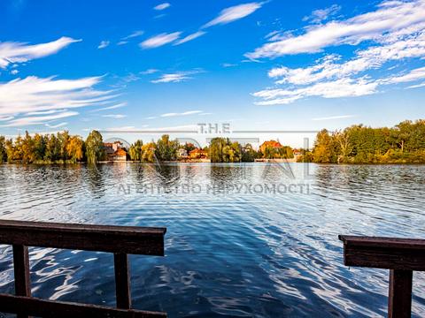 будинок за адресою смт. Козин, Лугова вул.