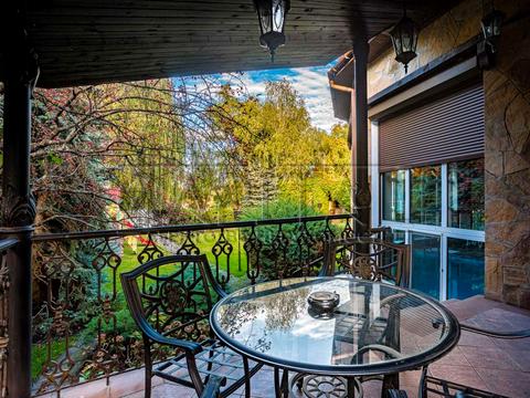 будинок за адресою смт. Козин, Лугова вул.