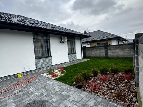 будинок за адресою успішна, 47