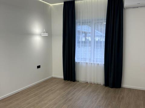 будинок за адресою успішна, 47