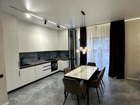 будинок за адресою успішна, 47