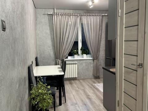 квартира по адресу Кулика і Гудачека ул. (Макарова), 10