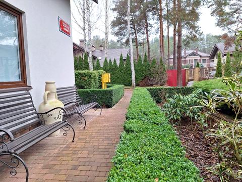 будинок за адресою Набережна вул.