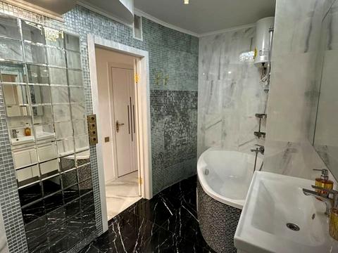 квартира по адресу Днепровская набережная ул., 19