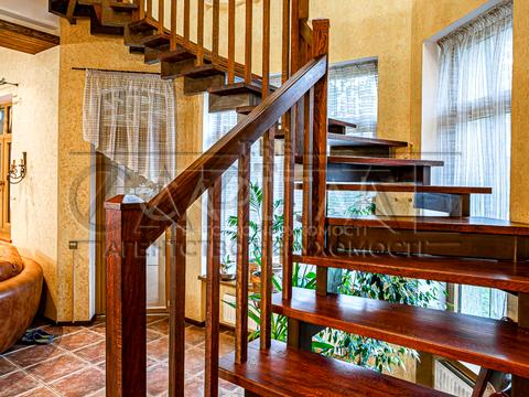 дом по адресу Андрія Малишка