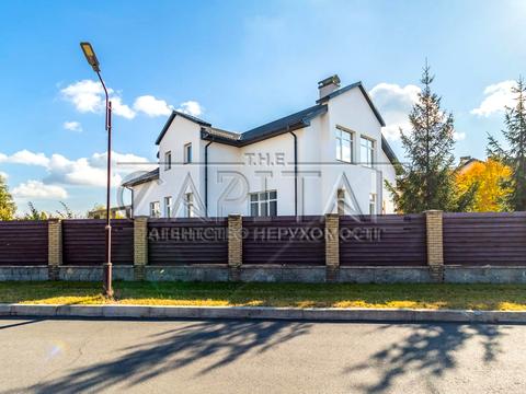 дом по адресу Світанкова