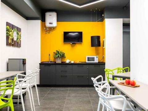 коммерческая по адресу Евгения Сверстюка ул. (Марины Расковой), 11ж