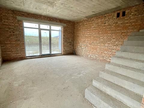 будинок за адресою Молодіжна