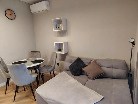 квартира по адресу Краснова ул., 3