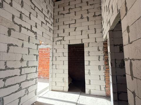 дом по адресу Евгения Коновальца ул.