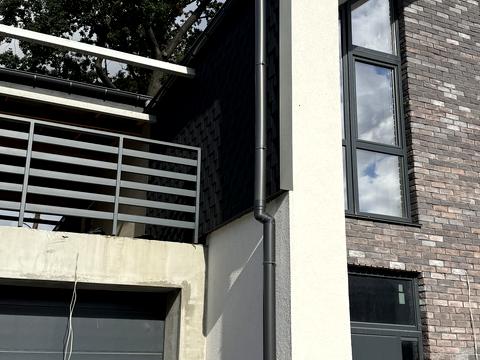 дом по адресу Евгения Коновальца ул.