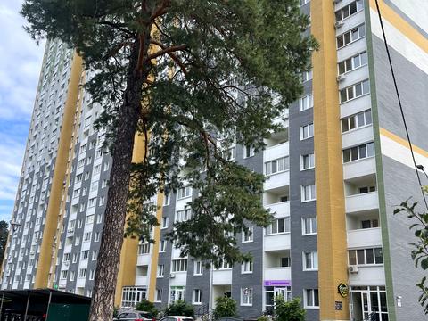 квартира за адресою Миколи Вінграновського вул., 2