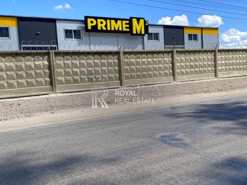 комерційна за адресою Кленовий вул., 1